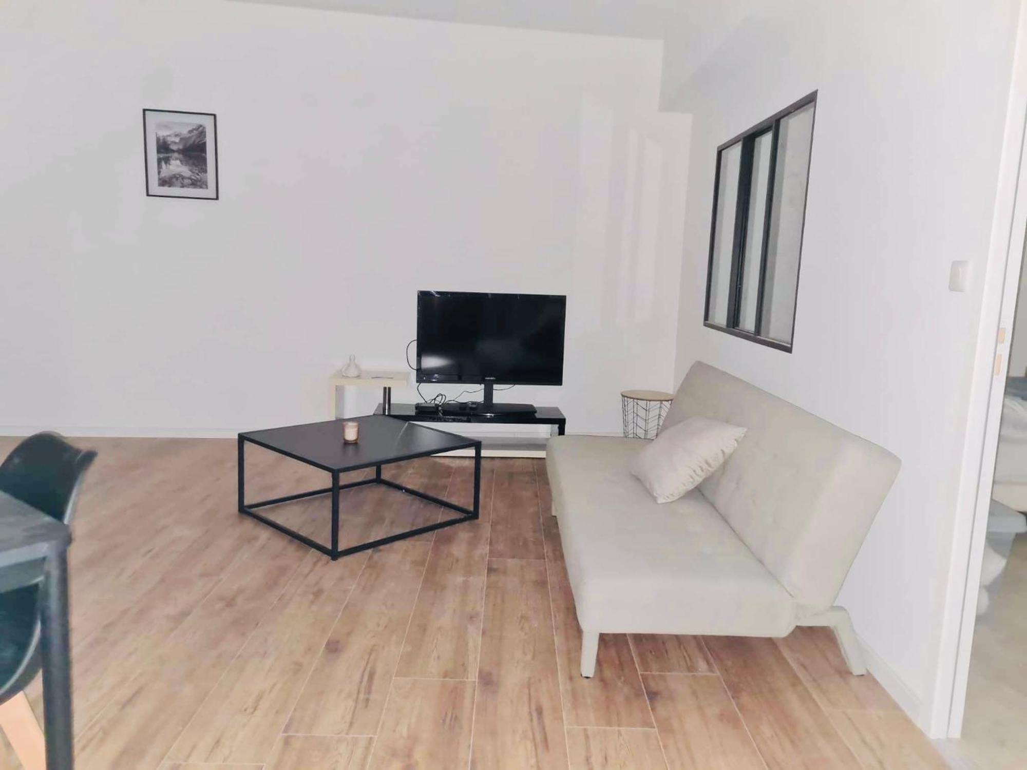 Logements 6 Pers A 15 Minutes D Angers Corne Exterior photo