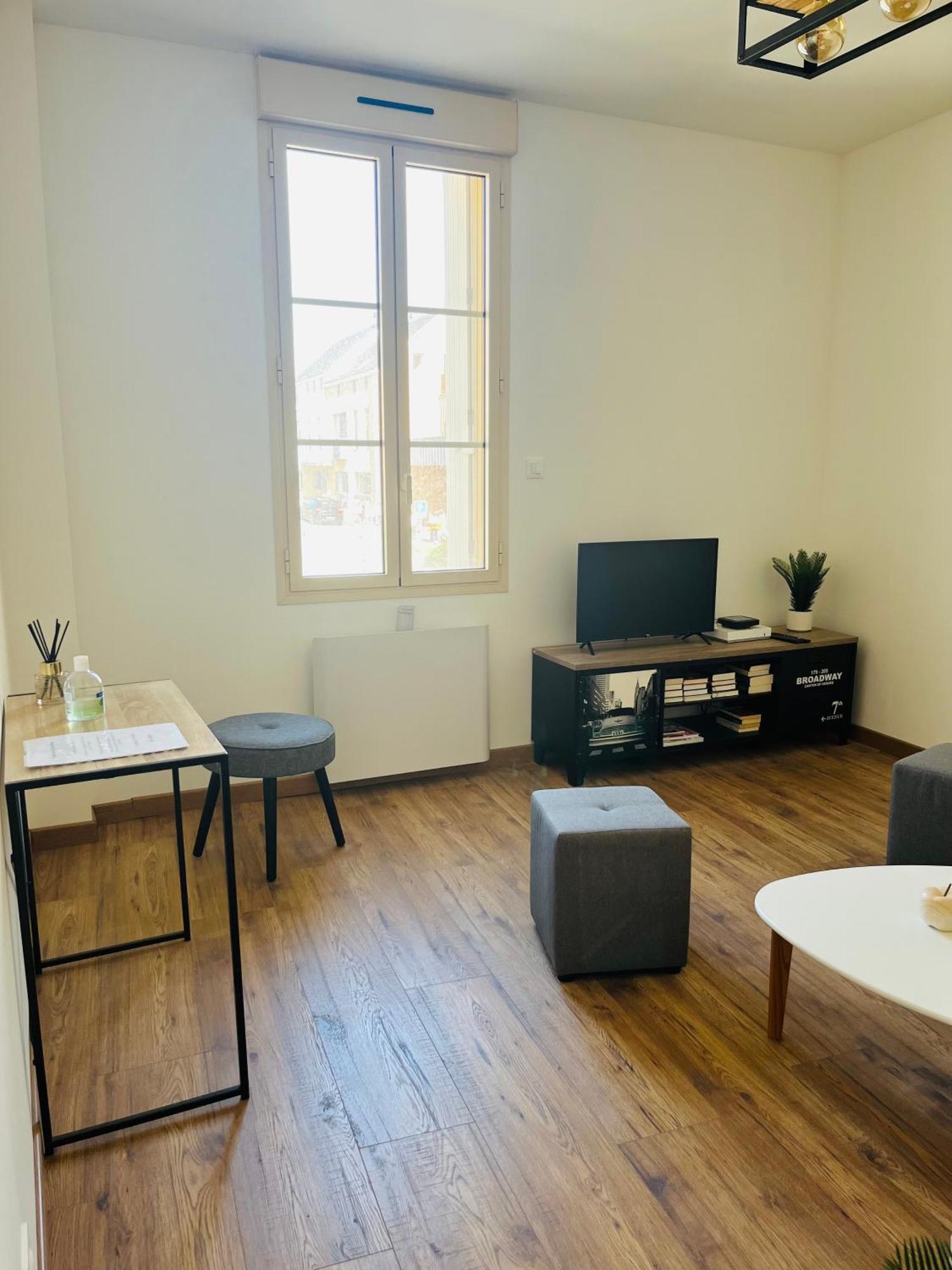 Logements 6 Pers A 15 Minutes D Angers Corne Exterior photo