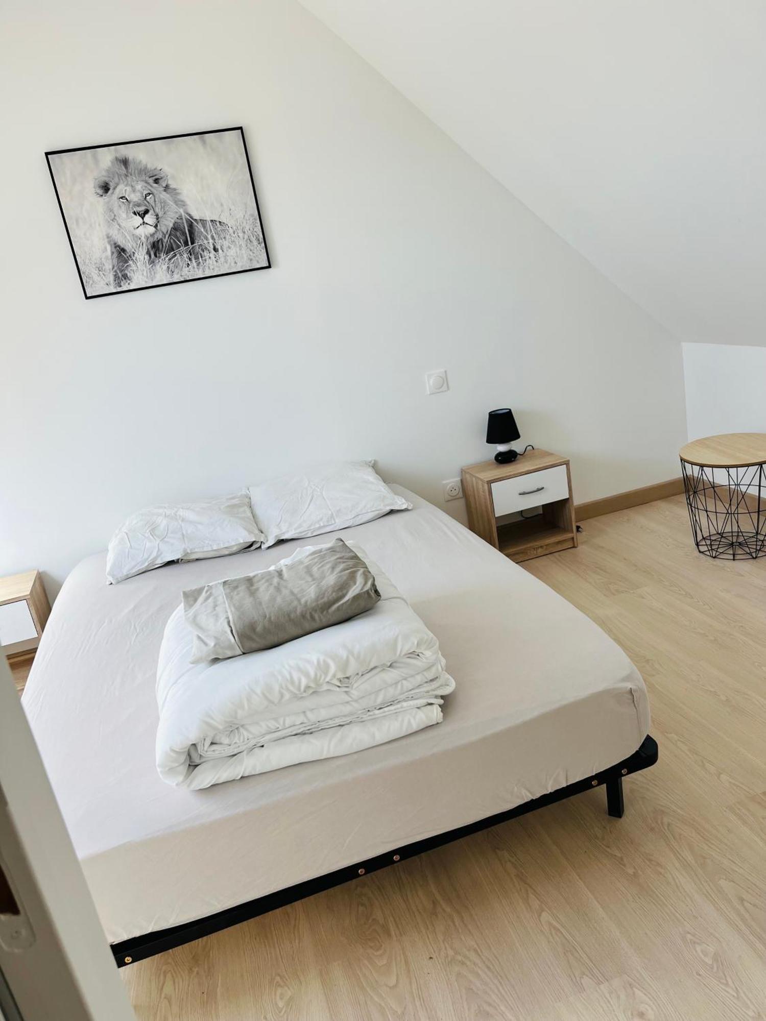 Logements 6 Pers A 15 Minutes D Angers Corne Exterior photo
