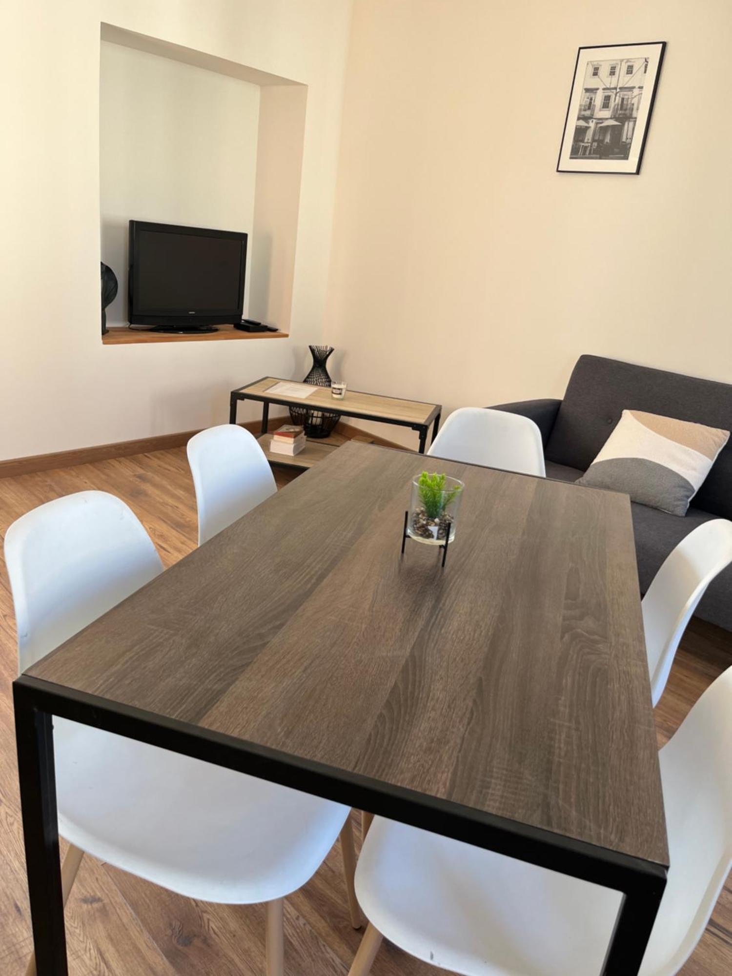 Logements 6 Pers A 15 Minutes D Angers Corne Exterior photo